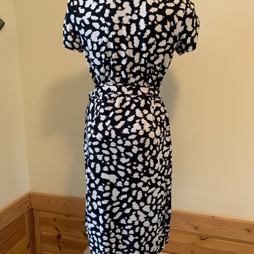 Loft Dress - Picture 2 of 5